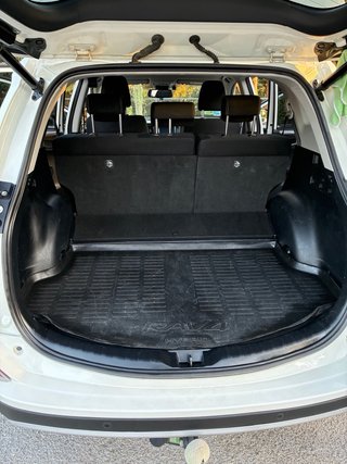 Toyota RAV4 4x4 con bola de 2017