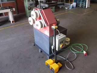 Curvadora de perfiles Euring CM 602