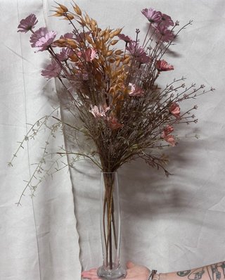 Jarrón cristal flores silvestres rosa