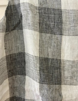 Top lino Mango cuadros negro  blanco
