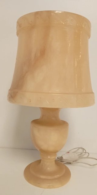 LAMPARA DE MESA ANTIGUA EN ALABASTRO