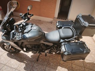 Yamaha Tracer 9 Gris
