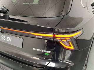 MG MGS5 EV 64kWh Luxury