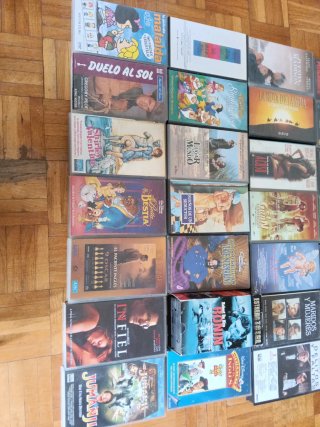 Lote 30 VHS Películas Variadas