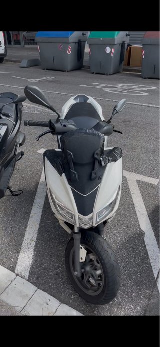 Aprilia SXR50 2022 Scooter