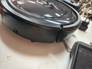 Robot Aspirador Amazon Basics Negro