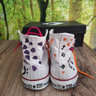 Converse pintadas a mano Talla 40.