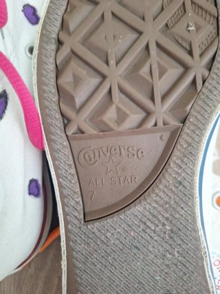 Converse pintadas a mano Talla 40.