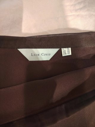 Conjunto Falda y Top Luis Civit marrón.