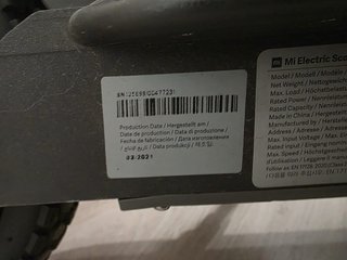 Patinete Xiaomi 1S con cargador