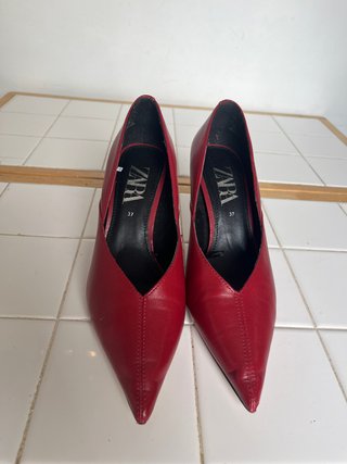 Zapatos Zara Tacón V Talla 37 Rojo Cereza