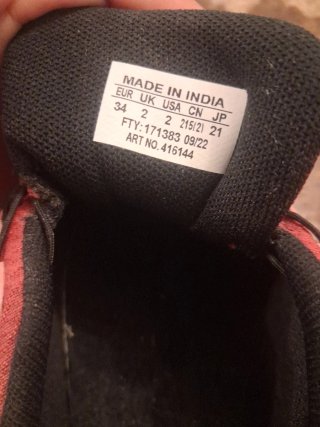 Zapatillas Salomon rosas y rojas