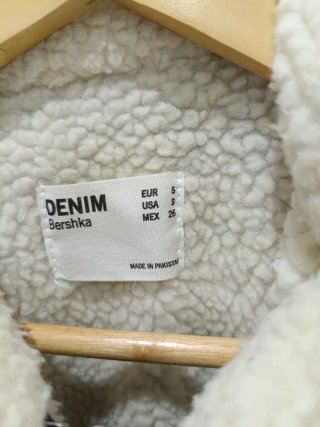 Abrigo vaquero Bershka