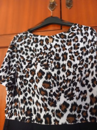 Vestido estampado animal print