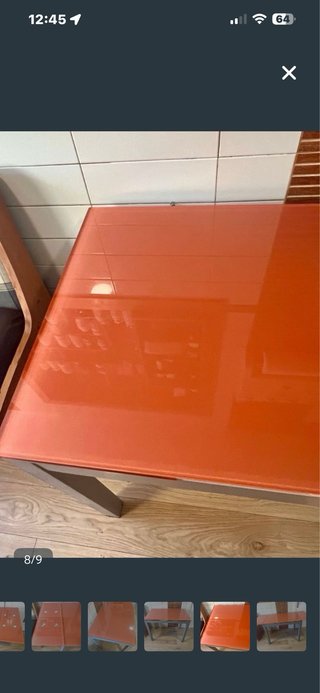 Mesa extensible cristal naranja + 2 banquetas