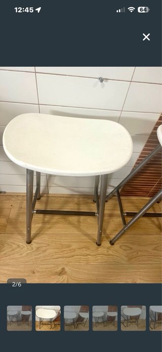 Mesa extensible cristal naranja + 2 banquetas