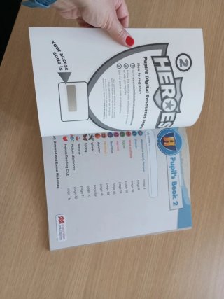 HEROES LEVEL 2 PUPIL'S BOOK PACK.