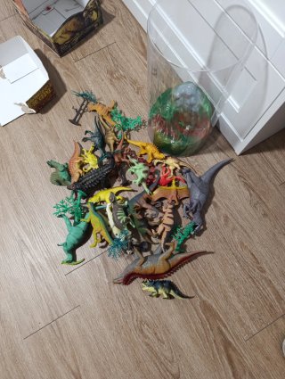 Lote de dinosaurios de juguete