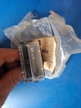 ROVER MONTEGO,216 tulipa luz matrícula