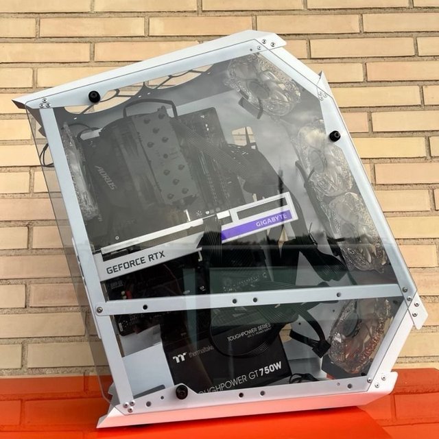 Torre PC Gaming Bianca su misura