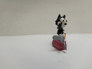 Figura Gato Félix con maleta y ratón PVC