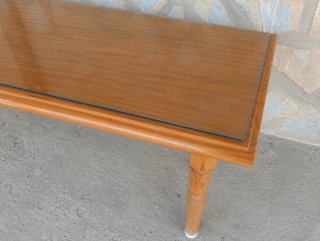 Mesa de madera con 6 sillas