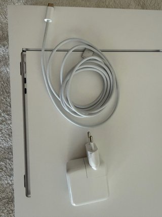 Macbook Air M3 Gris Espacial