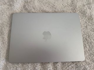 Macbook Air M3 Gris Espacial