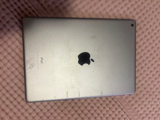 iPad 6ª Gen 9.7 WiFi Argento
