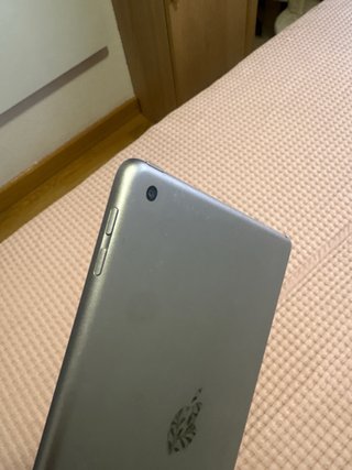 iPad 6ª Gen 9.7 WiFi Argento
