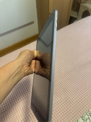 iPad 6ª Gen 9.7 WiFi Argento