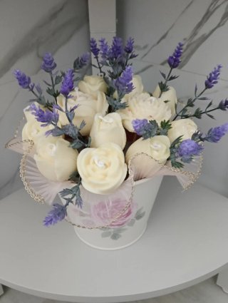 Ramo de velas aromáticas rosas y lavanda