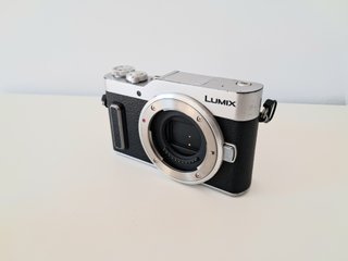 Panasonic Lumix GX800 (cuerpo)