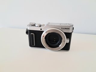Panasonic Lumix GX800 (cuerpo)
