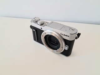 Panasonic Lumix GX800 (cuerpo)