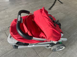 Silla de paseo Uppababy Minu Roja