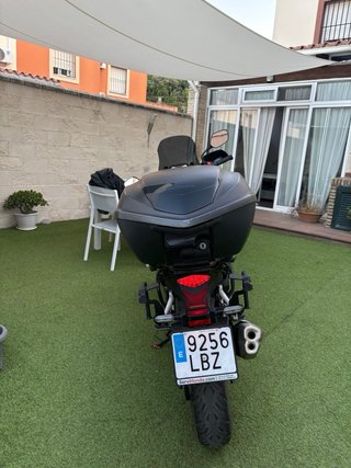 Honda CB500X 2019 Roja y Plata