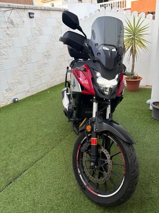 Honda CB500X 2019 Roja y Plata