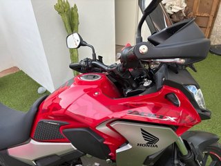 Honda CB500X 2019 Roja y Plata