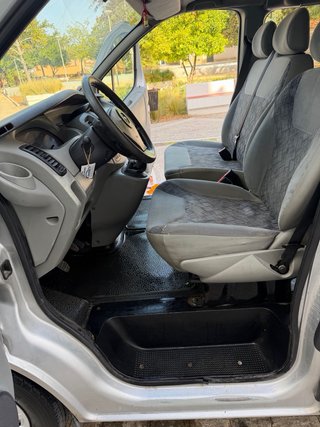Opel Vivaro 2004