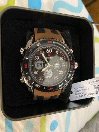 Reloj Frederic Dual Time Negro y Marrón