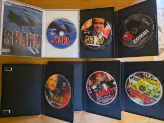 Lotto 6 Film Originali: Chicago Cop,Zombi,Shark...