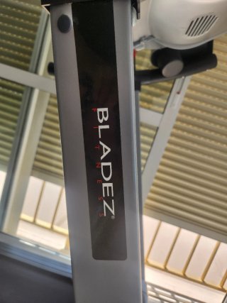 Cinta de correr BLADEZ TR101i