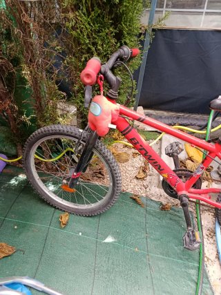 Bicicleta de Montaña Roja