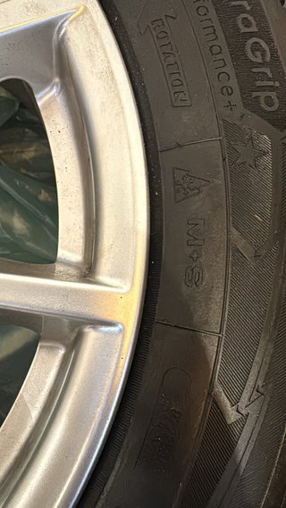 Llantas BMW Originales con Neumáticos Goodyear