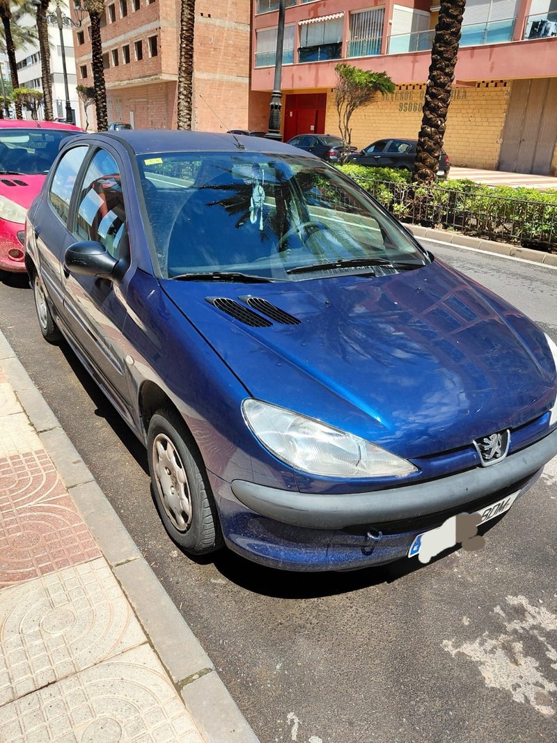 Peugeot 206 2000 - foto 1