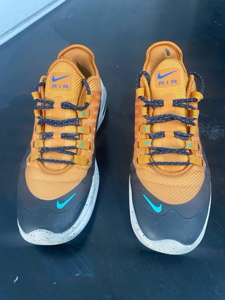 Zapatillas Nike Air Max Naranja y Negro
