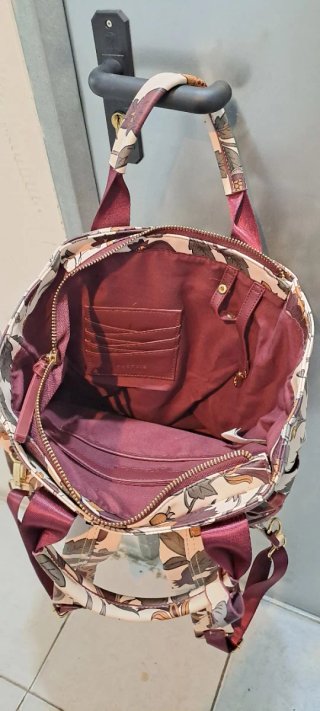 Bolso/Mochila floral beige y multicolor