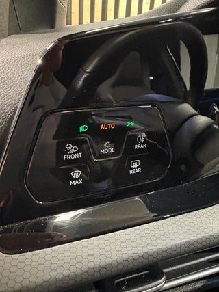 Volkswagen Golf VIII GTI DSG 2.0 TSI 245 cv.