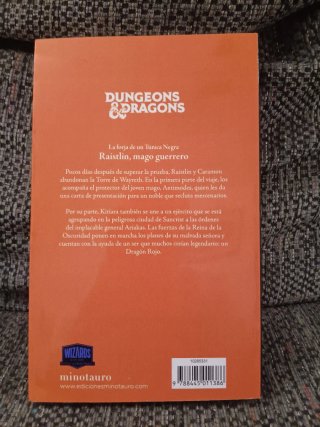 Margaret Weis. Raistlin, mago guerrero